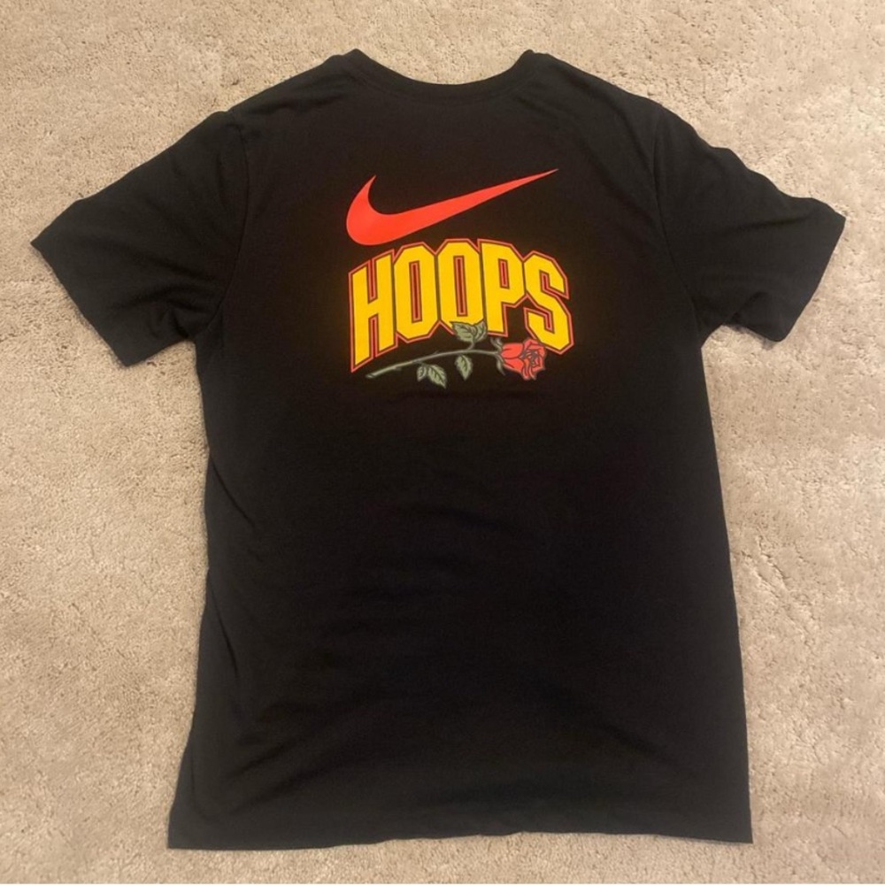 Nike Hoops Graphic Tee